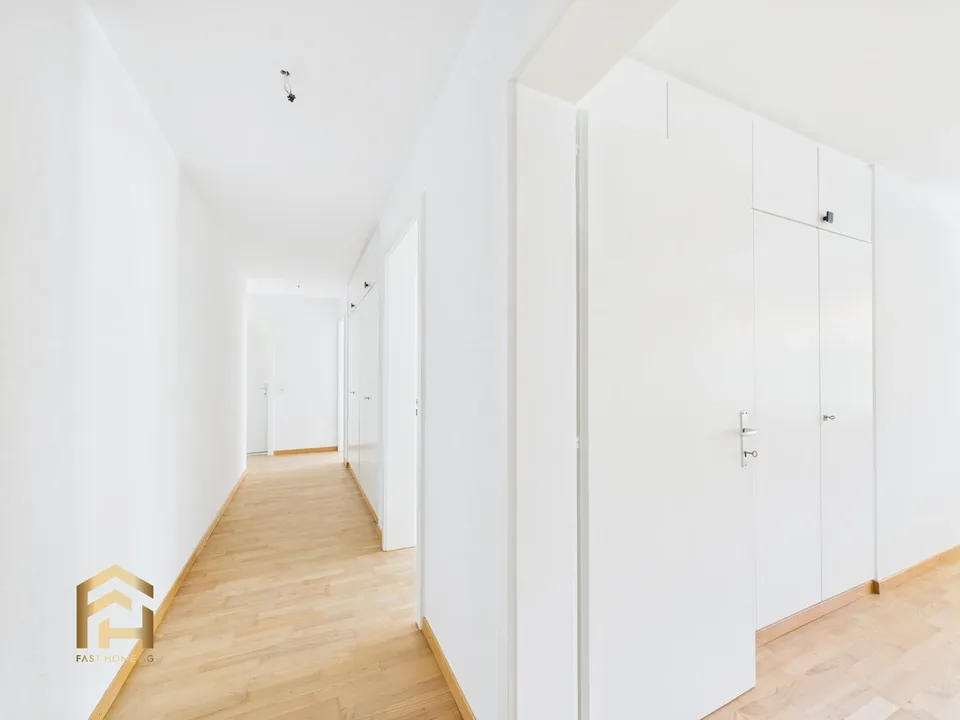 Exklusiv inmitten Visp: Renovierte 5.5ZWG,Umlaufbalkon, Lift&Garage