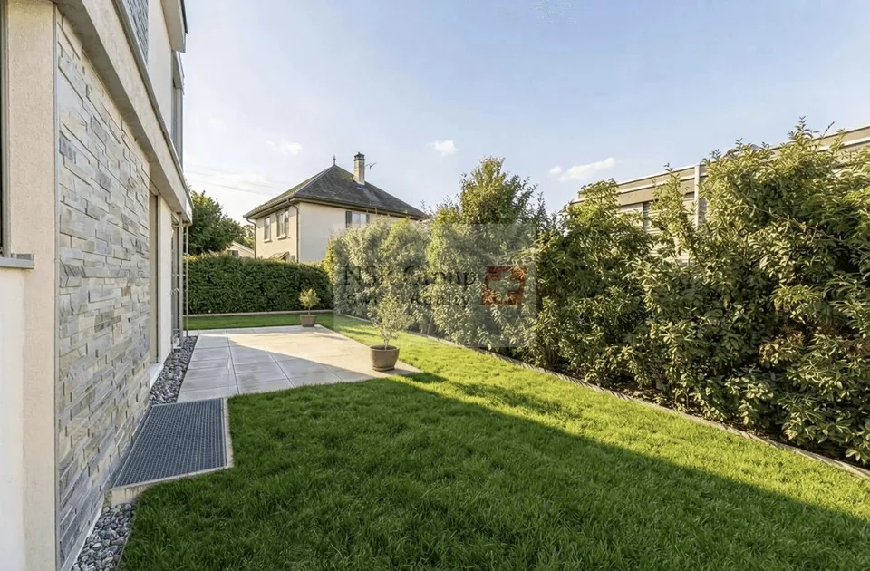 ZU VERMIETEN? WUNDERSCHÖNES NEUES HAUS MIT 7 ZIMMERN