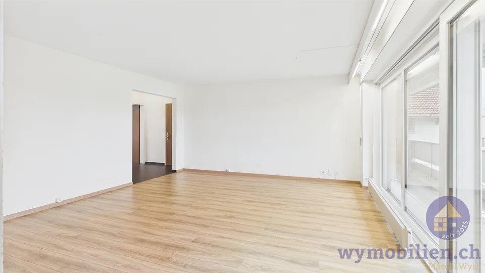 Praktische, helle 4.5-Zimmerwohnung Kernenried