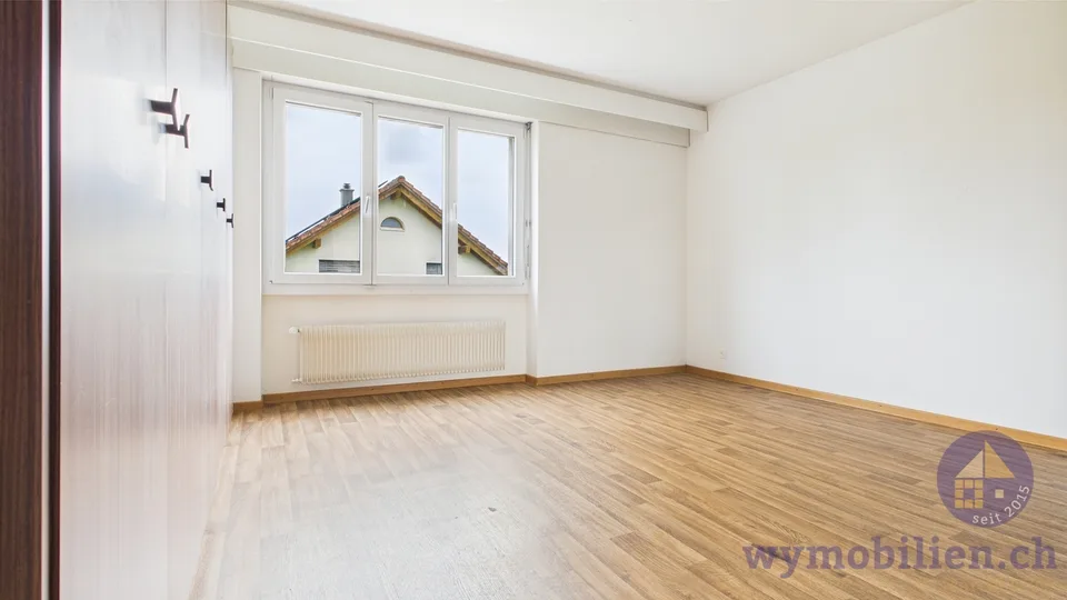 Praktische, helle 4.5-Zimmerwohnung Kernenried
