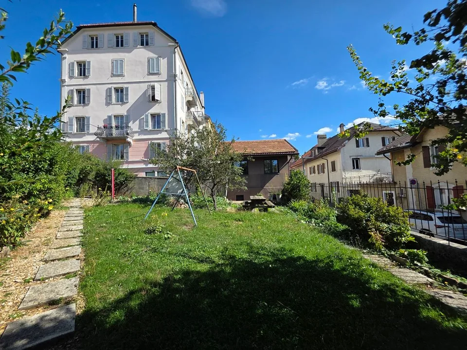 Geräumige 5,5-Zimmer-Wohnung mit schönen Volumen und angenehmer Helligkeit – Foto 11 von 12