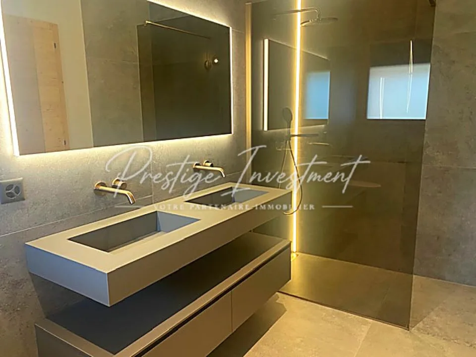 Magnifique Chalet Prestige: le golf en voisin, les Alpes en horizon. – photo 13 sur 13