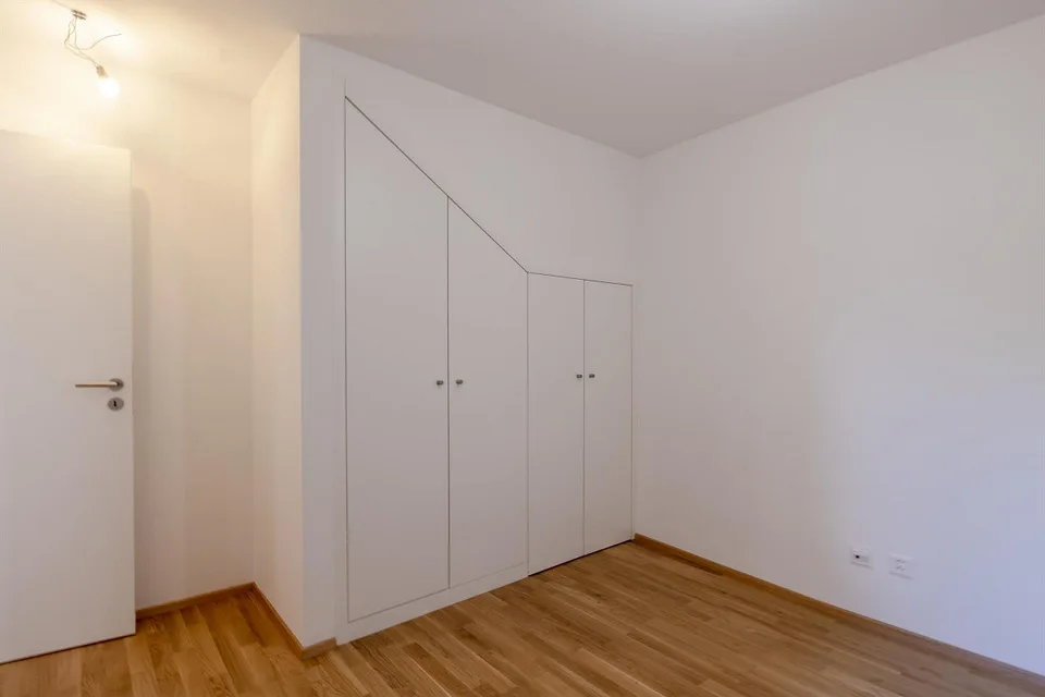CASA DI 5 LOCALI A SALA CAPRIASCA
