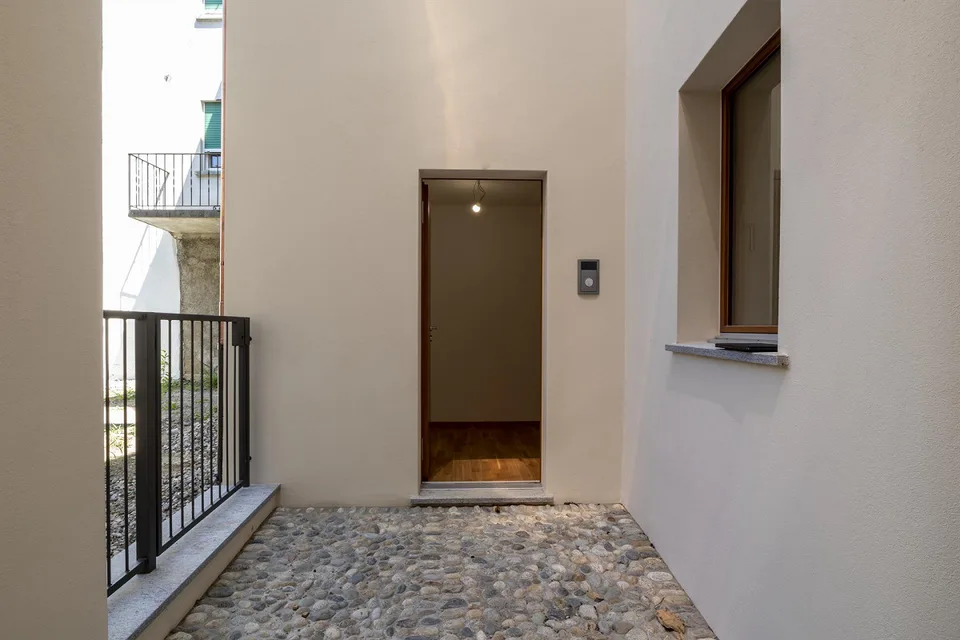 CASA DI 5 LOCALI A SALA CAPRIASCA