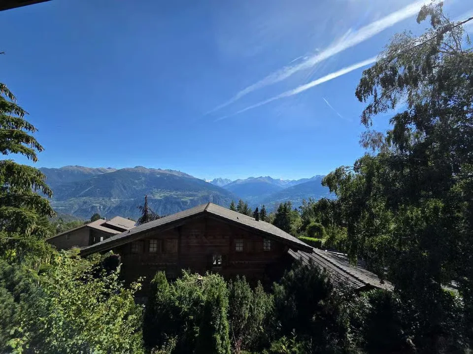 Chalet meublé à louer à l'année - reprise de bail au 31.10.26