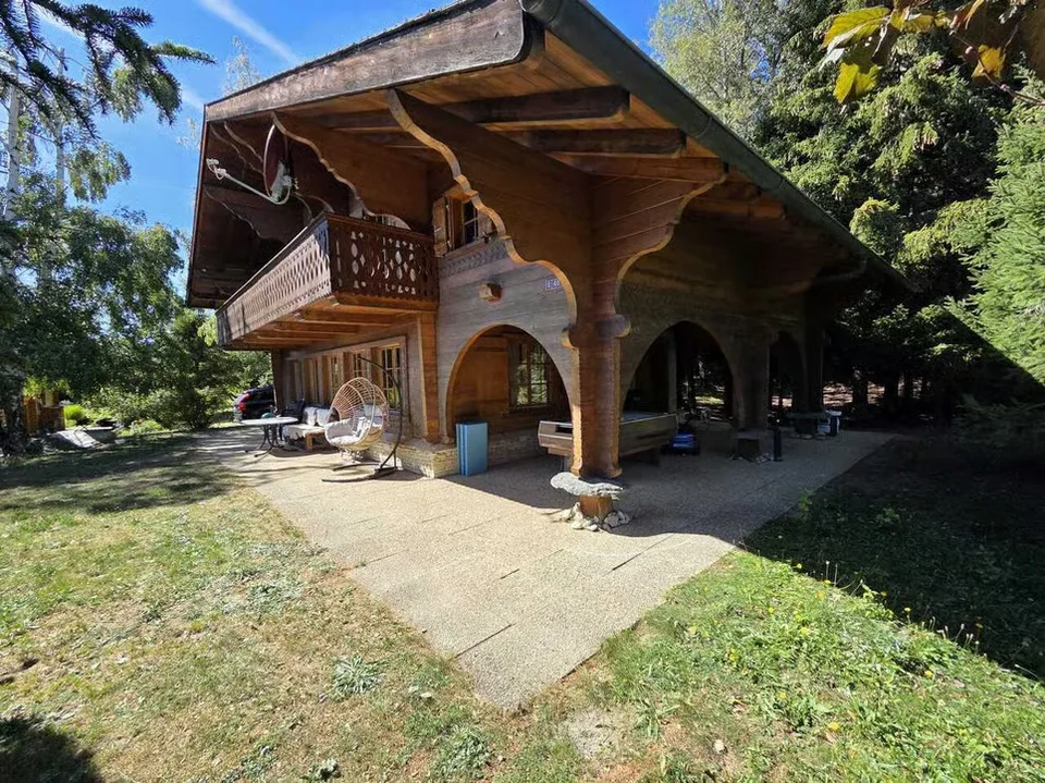 Chalet meublé à louer à l'année - reprise de bail au 31.10.26