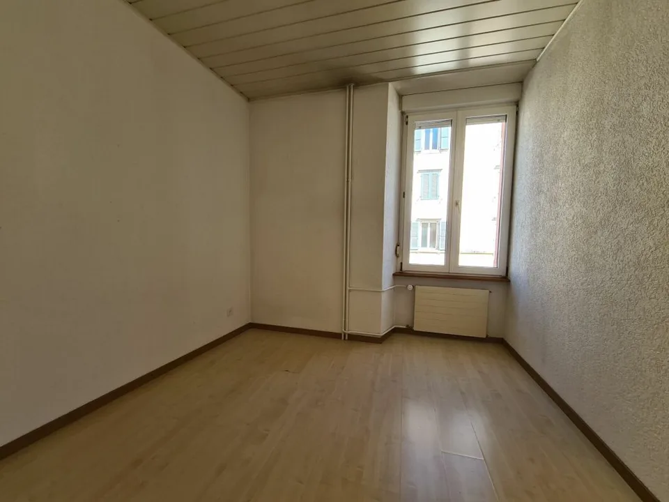 Appartamento di 2.5 locali con balcone