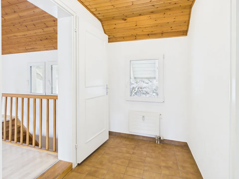 Charmant appartement en duplex avec nouvelle cuisine, machine à laver privée et beaucoup d'espace