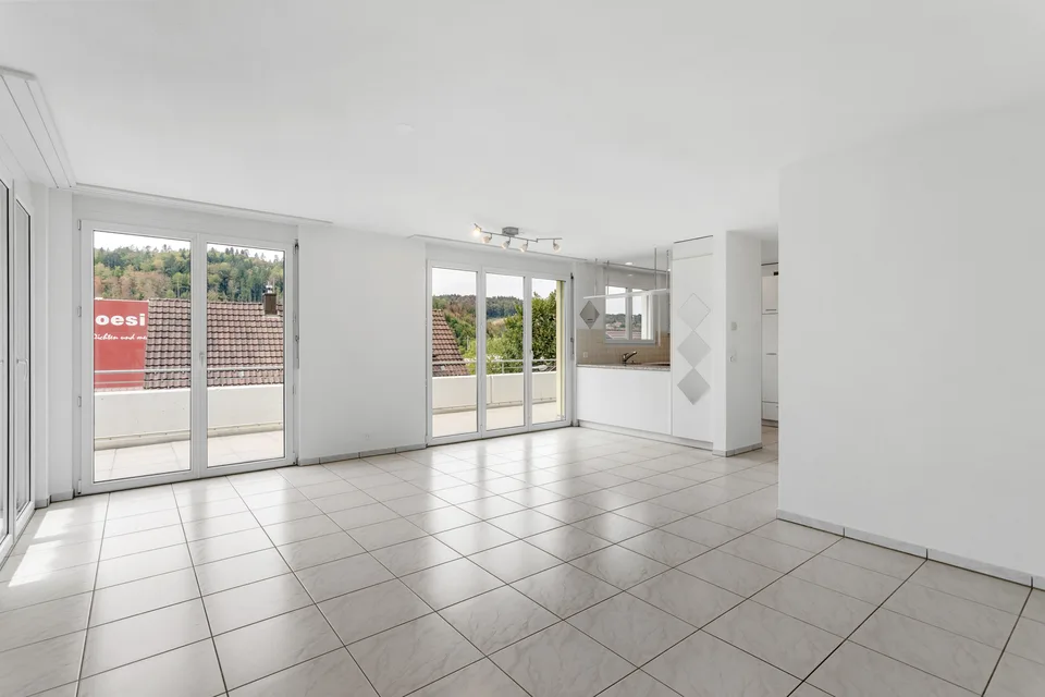 Intimité, beaucoup d'espace extérieur et une vue magnifique - votre nouvelle maison – photo 2 sur 9