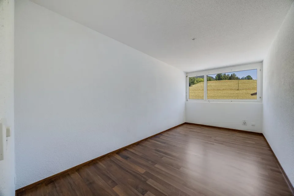 Spacious 4.5-room duplex with a view in Eschenbach – photo 9 of 13