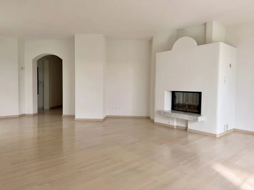Appartamento attraente di 4,5 locali a Uetikon am See