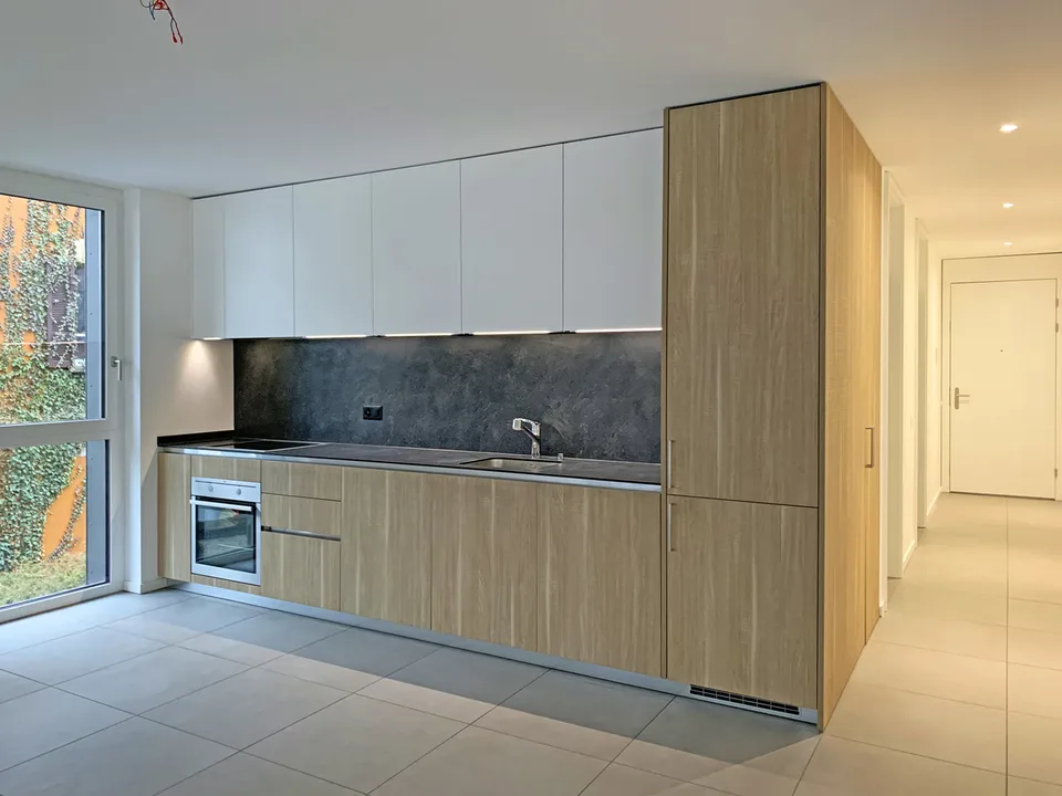 BELLINZONA, Appartement moderne et central de 2½ pièces à louer