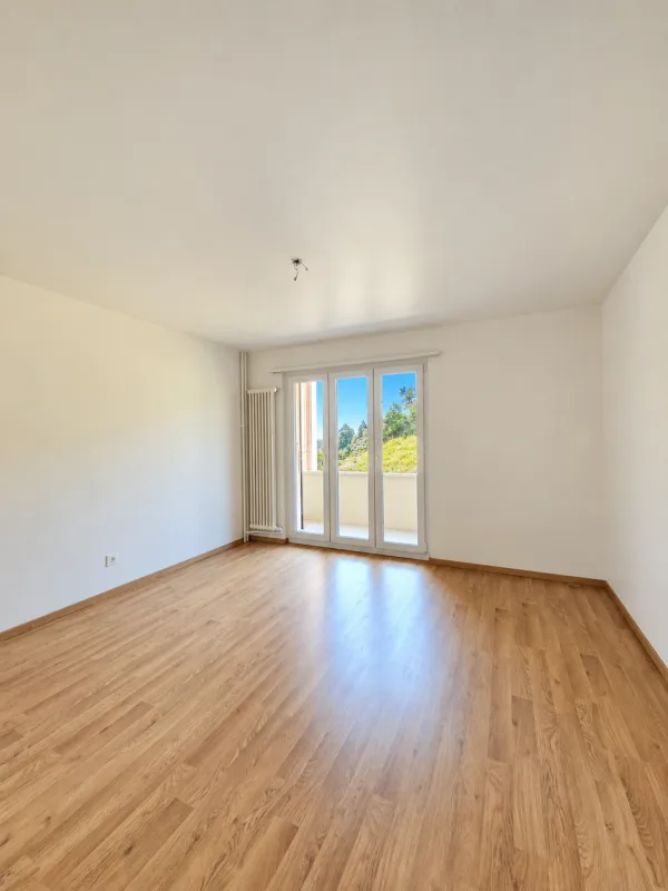 Bel appartement moderne et lumineux de 3 pièces à Perrefitte