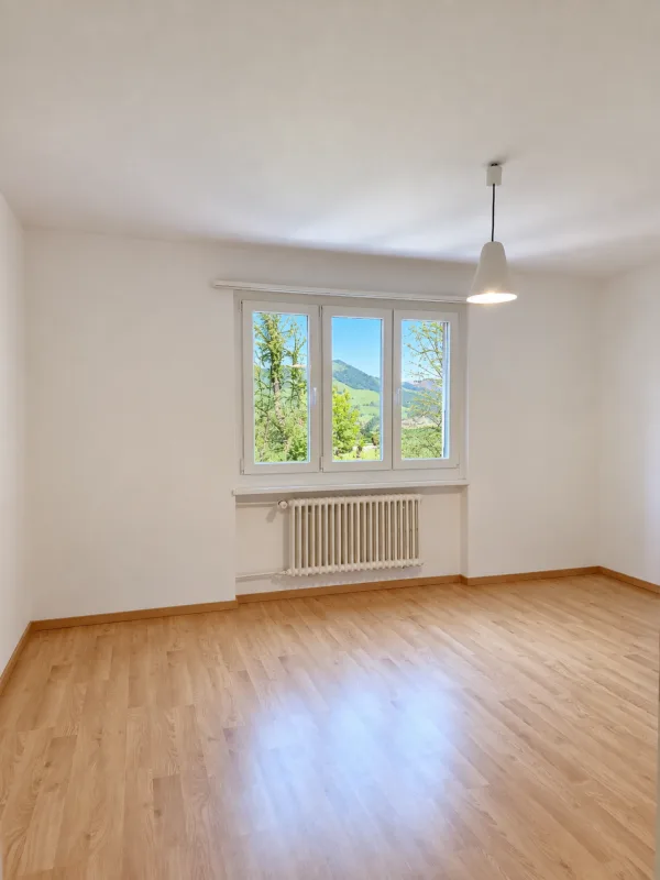 Bel appartement moderne et lumineux de 3 pièces à Perrefitte