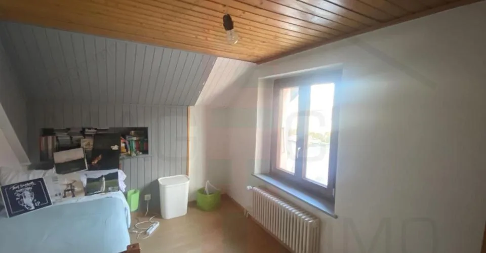 Edificio situato nel centro del villaggio di Courgenay – foto 4 di 13