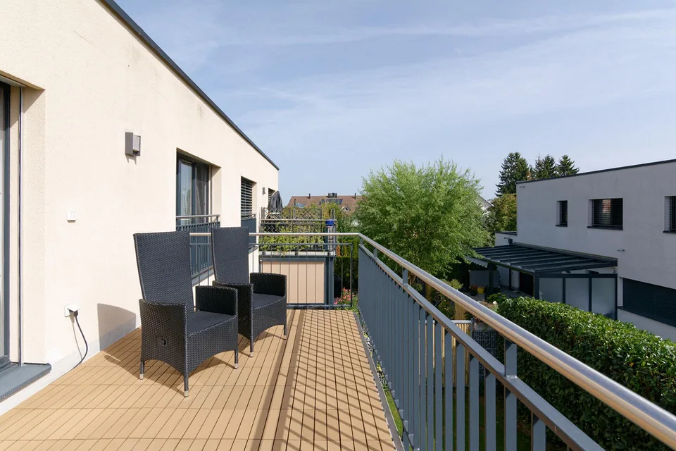 Maison individuelle 5.5 pièces presque neuve avec 2 places de parking en sous-sol – photo 8 sur 16