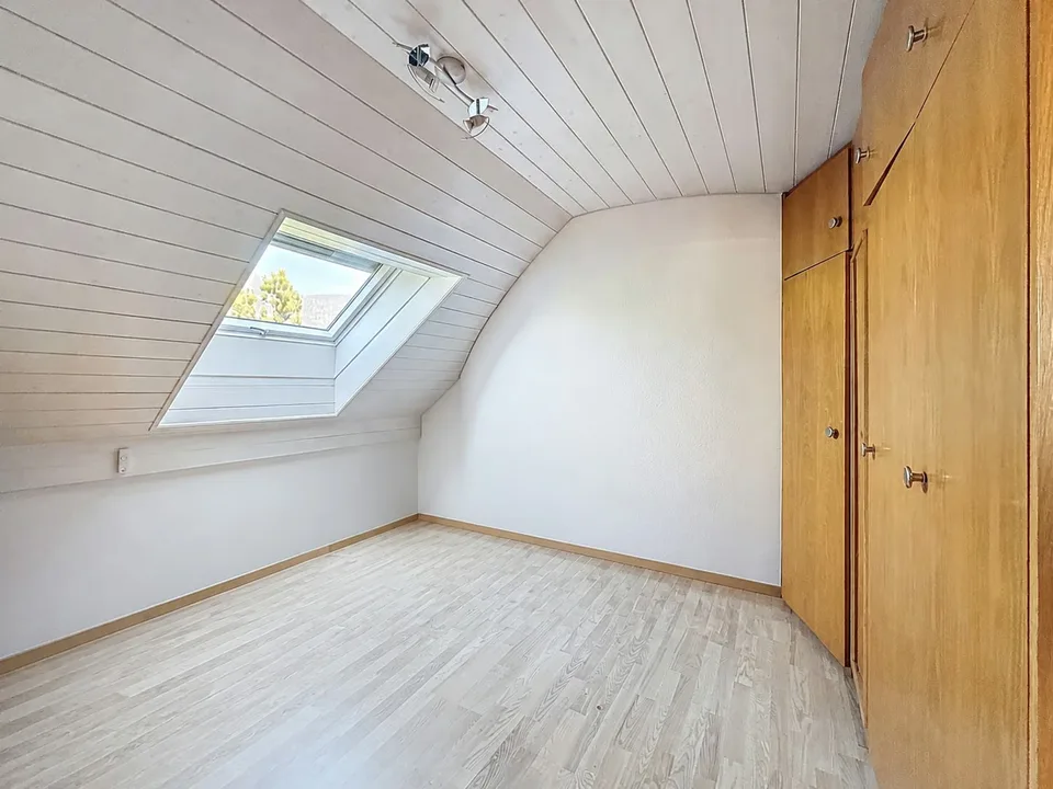 Der Panorama als Luxus des Alltags — 4,5-Zimmer-Wohnung mit Mezzanin, Blick auf den See und die Alpen – Foto 9 von 13