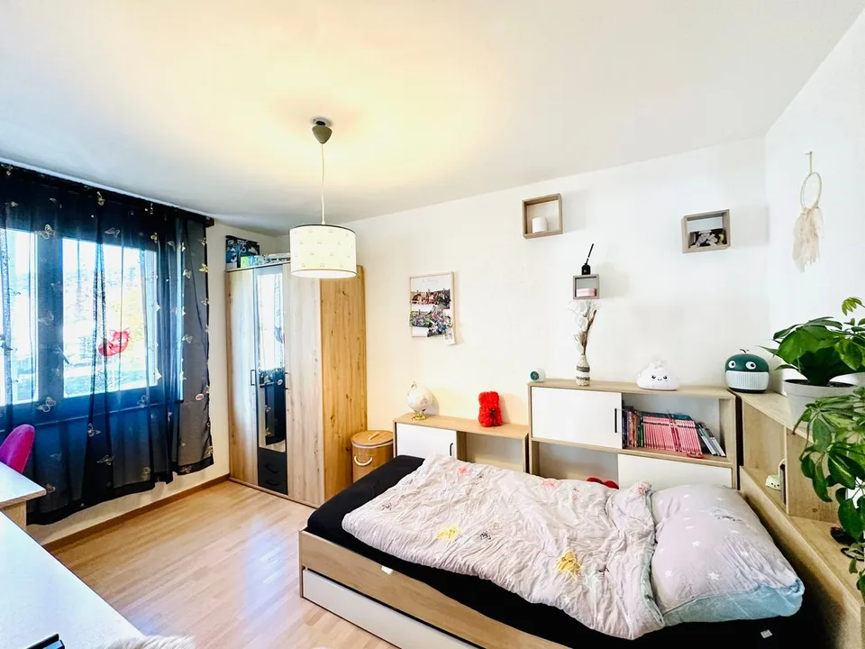 4,5-Zimmer-Wohnung in einer Eigentümergemeinschaft – Foto 8 von 13