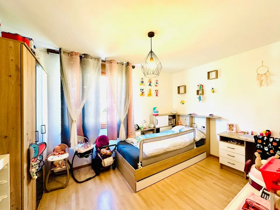 4,5-Zimmer-Wohnung in einer Eigentümergemeinschaft – Foto 7 von 13