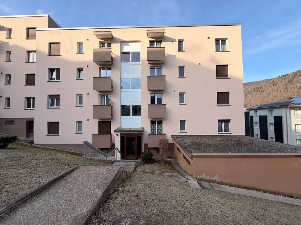 4,5-Zimmer-Wohnung in einer Eigentümergemeinschaft – Foto 3 von 9