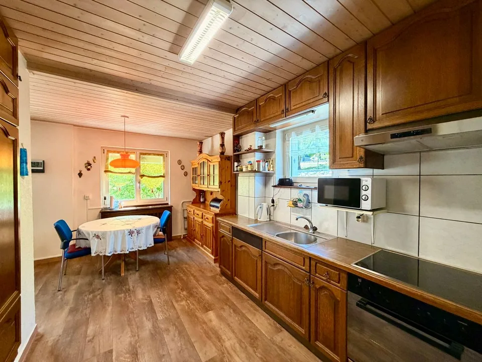 Haus mit 2 Wohnungen – Foto 4 von 13