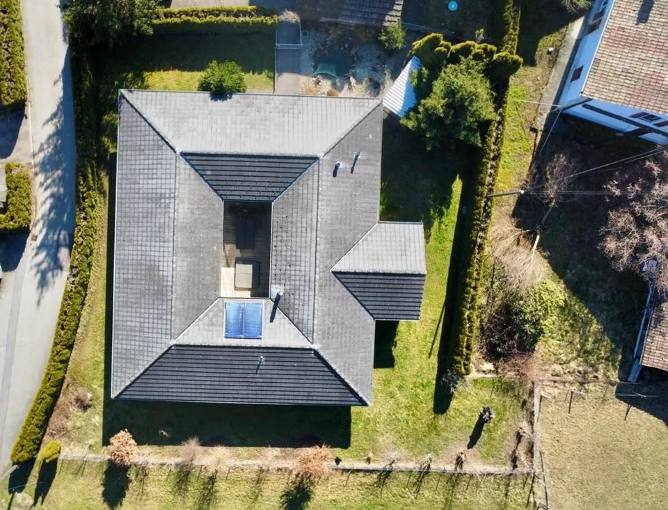Magnificent villa – photo 2 of 12