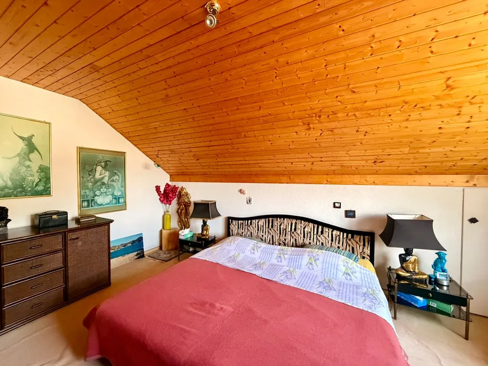 Wunderschöne 6-Zimmer-Penthouse – Foto 9 von 11
