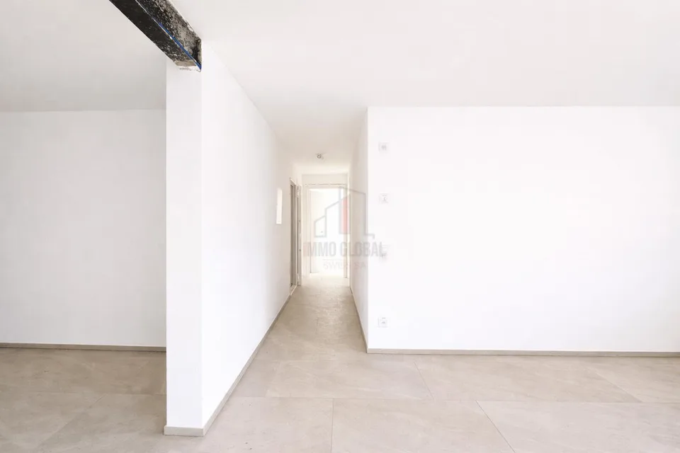 WOHNEN UND INVESTIEREN: ZWEIFAMILIENHAUS MIT ZWEI UNABHÄNGIGEN EINHEITEN – Foto 3 von 12