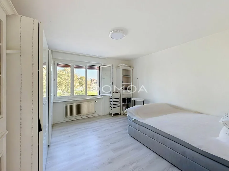 Schöne Wohnung mit Balkon von 3,5 Zimmern im 1. Stock – Foto 4 von 10