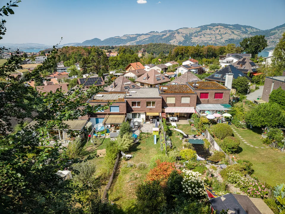4.5 Zimmer Reihenfamilienhaus in Spiez – photo 2 sur 5
