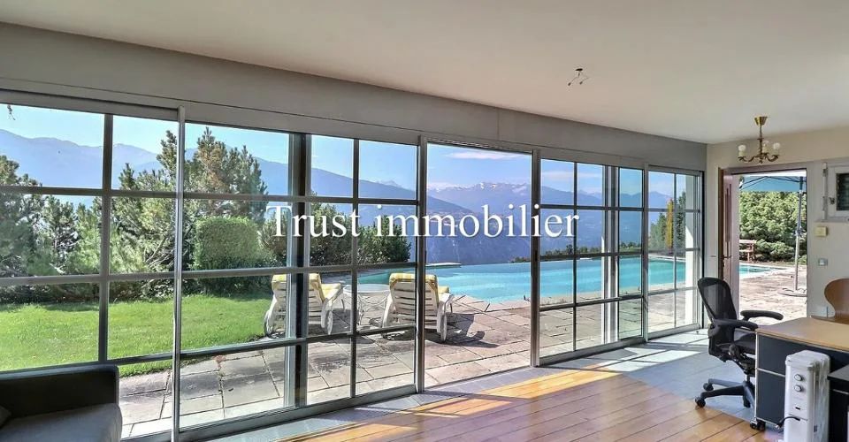 6025L.Magnifiques espaces pour cette Villa en location à Sergnou, Lens – photo 3 sur 10