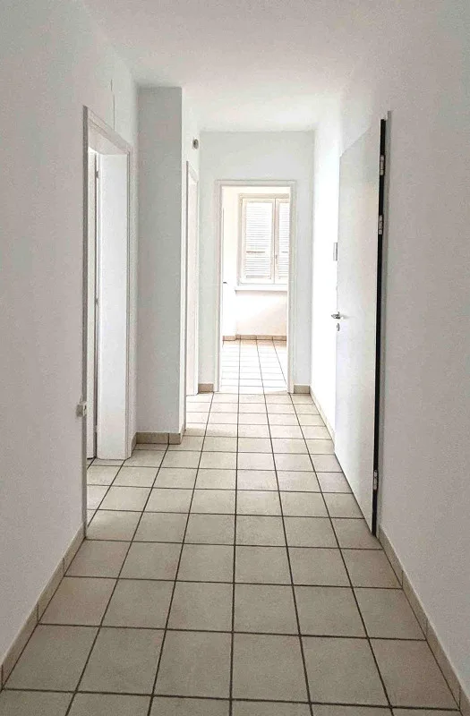 Gut renoviertes Doppelhaus nur wenige Schritte vom Zentrum entfernt – Foto 11 von 14