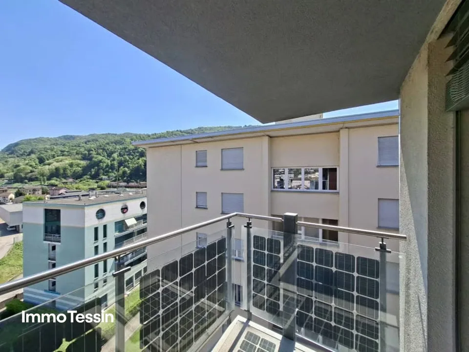 Propriété d'investissement attrayante avec 19 appartements et un espace commercial dans un emplacement central de premier choix à Chiasso – photo 6 sur 13