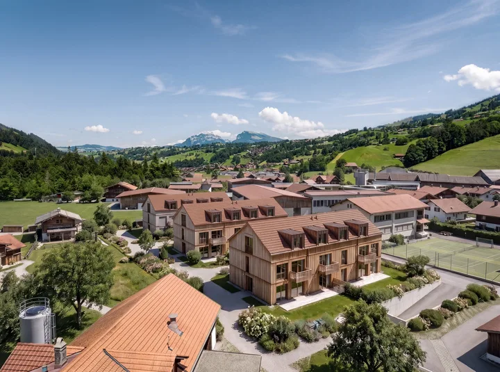 Terreno di 4.179 m² con panorama montano nel Kandertal – foto 3 di 8