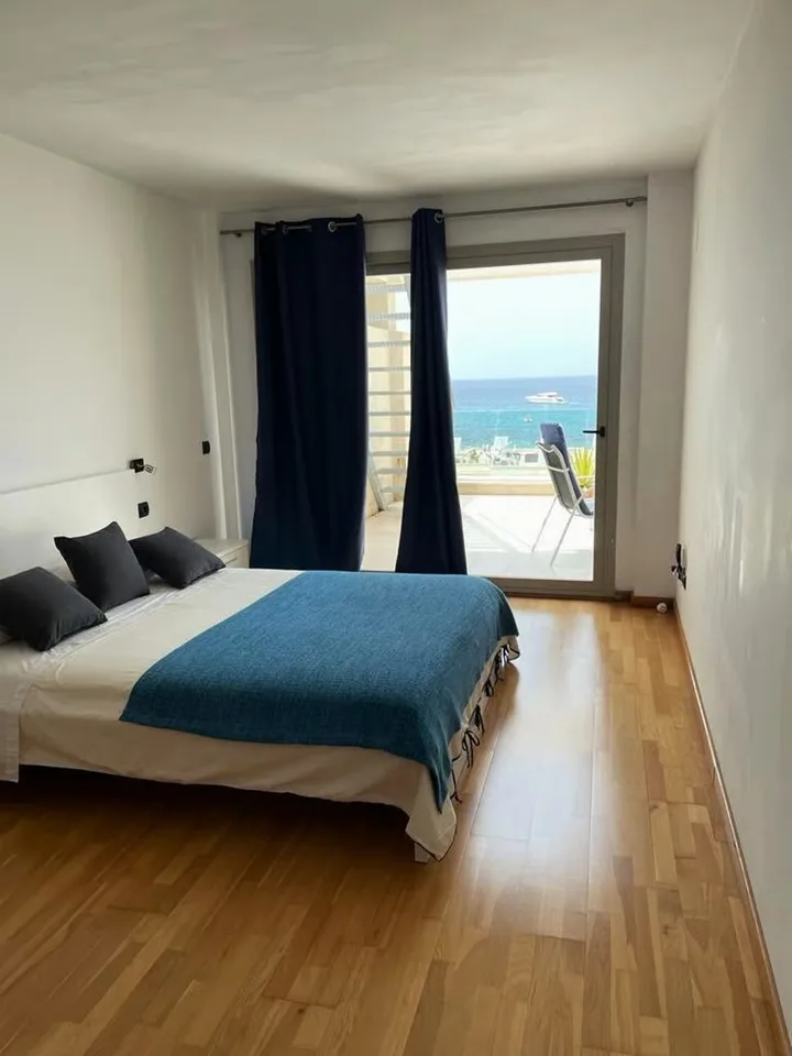 Ibiza - Wohnung mit atemberaubendem Meerblick – Foto 6 von 8