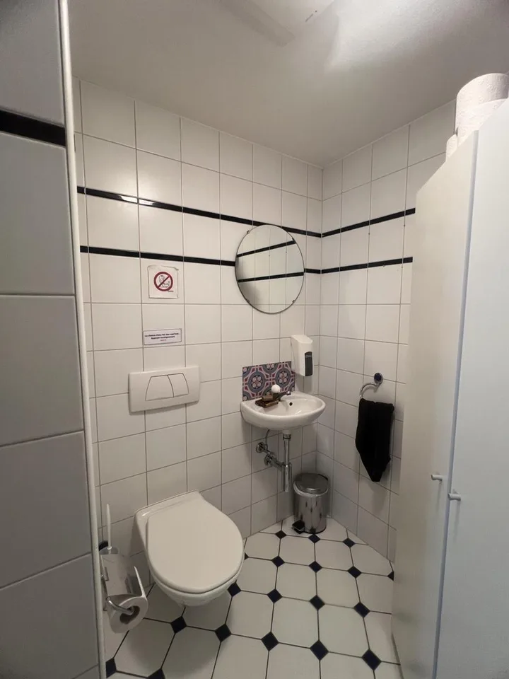 240 m² Büros im Stadtzentrum – Foto 8 von 10