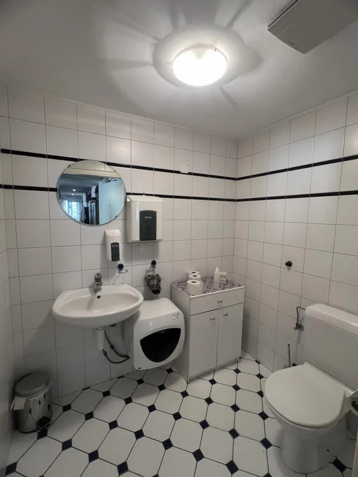 240 m² Büros im Stadtzentrum – Foto 9 von 10