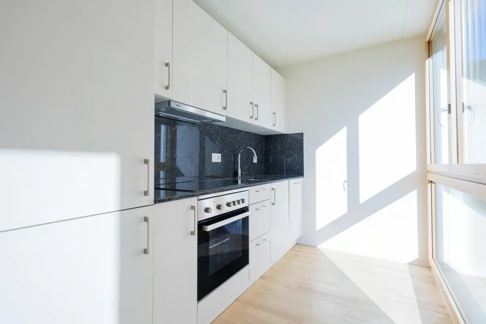 Luminoso appartamento di 1,5 stanze a Grenchen - tranquillo, moderno e subito disponibile – foto 4 di 10