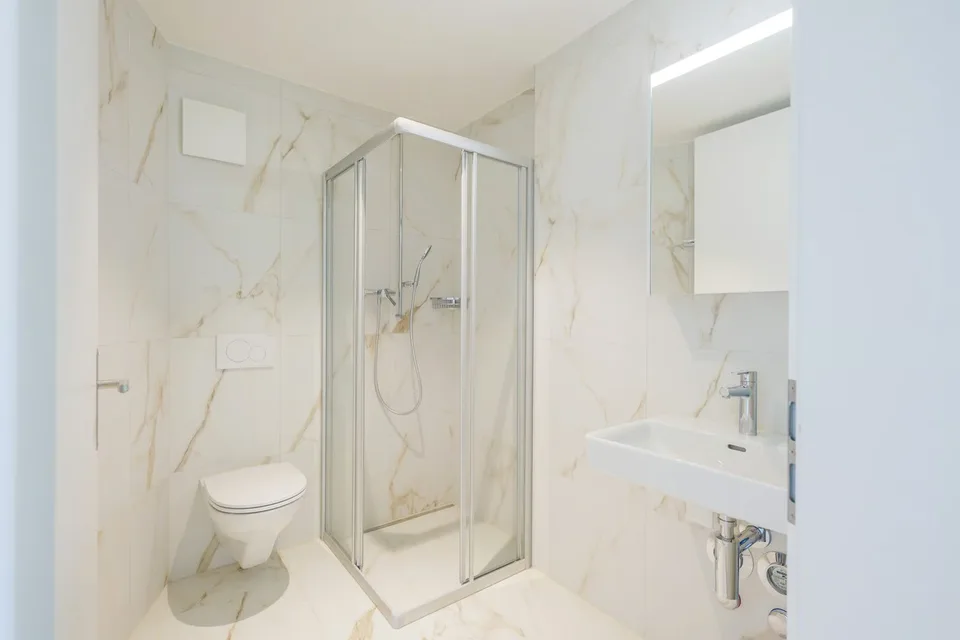 Luminoso appartamento di 3,5 stanze con balcone a Grenchen - disponibile immediatamente! – foto 5 di 6