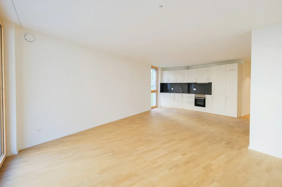 Luminoso appartamento di 3,5 stanze con balcone a Grenchen - disponibile immediatamente! – foto 2 di 6