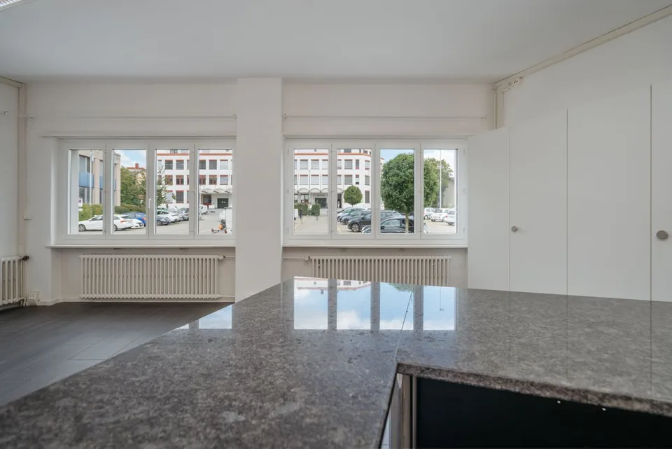 Vielseitig nutzbares Studio an attraktiver Lage – Foto 2 von 13