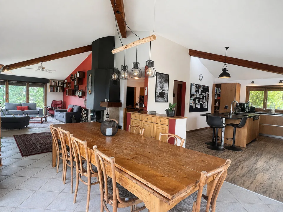 Maison individuelle aux volumes généreux, dans un écrin de verdure – photo 4 sur 11