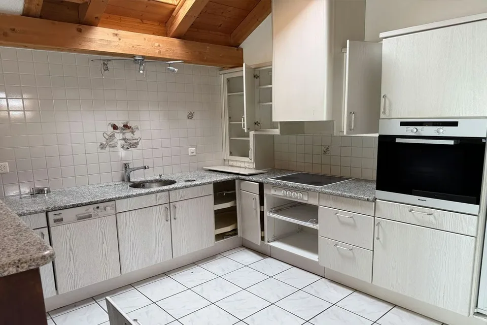 MFH mit 5 vermietbaren Wohnungen - Ihre attraktive Kapitalanlage – Foto 4 von 12