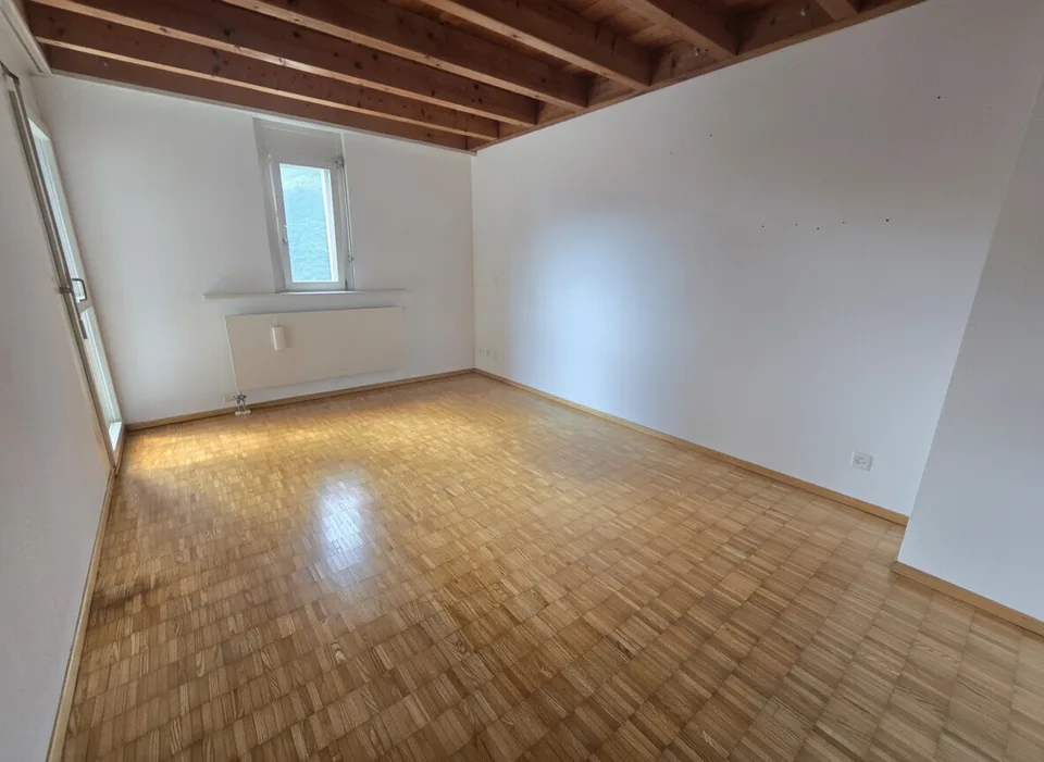 BELLA CASA A SCHIERA DI 4.5 LOCALI NEL VERDE A MONTEGGIO – foto 6 di 8