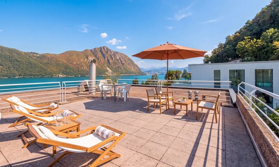 ATTICO DI 4.5 LOCALI CON TERRAZZA VISTA LAGO A BISSONE – foto 8 di 9