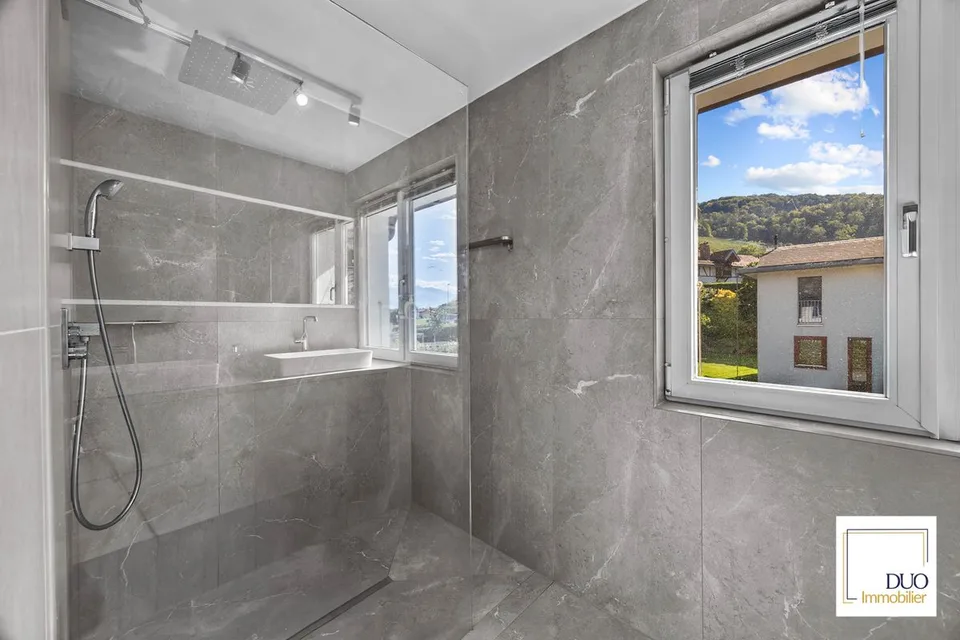 Magnifica villa indipendente di 6,5 locali a Ollon (VD) – foto 6 di 9