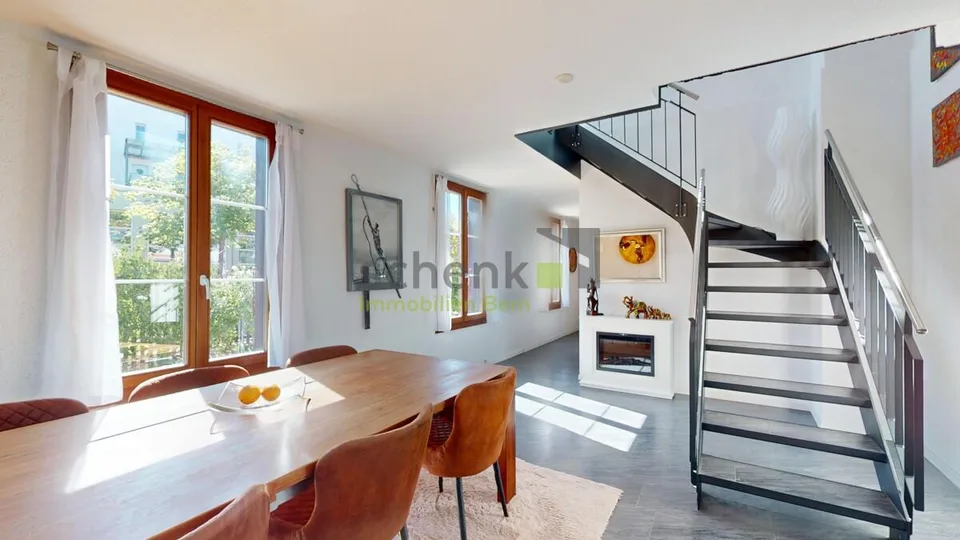 Très généreuse maison bifamiliale dans un endroit calme – photo 3 sur 15