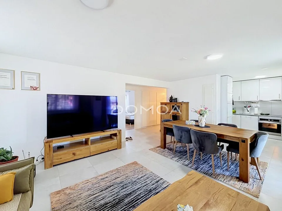 Schöne renovierte 4,5-Zimmer-Wohnung – Foto 1 von 13