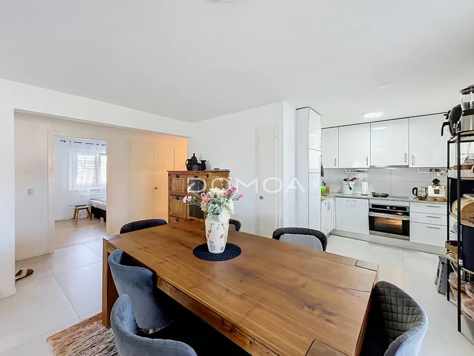 Schöne renovierte 4,5-Zimmer-Wohnung – Foto 5 von 13