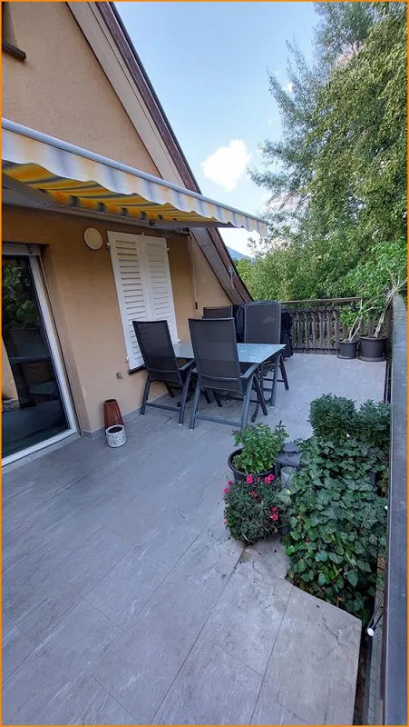 Appartamento duplex 4.5 camere ristrutturato, soleggiato e centrale. – foto 11 di 13